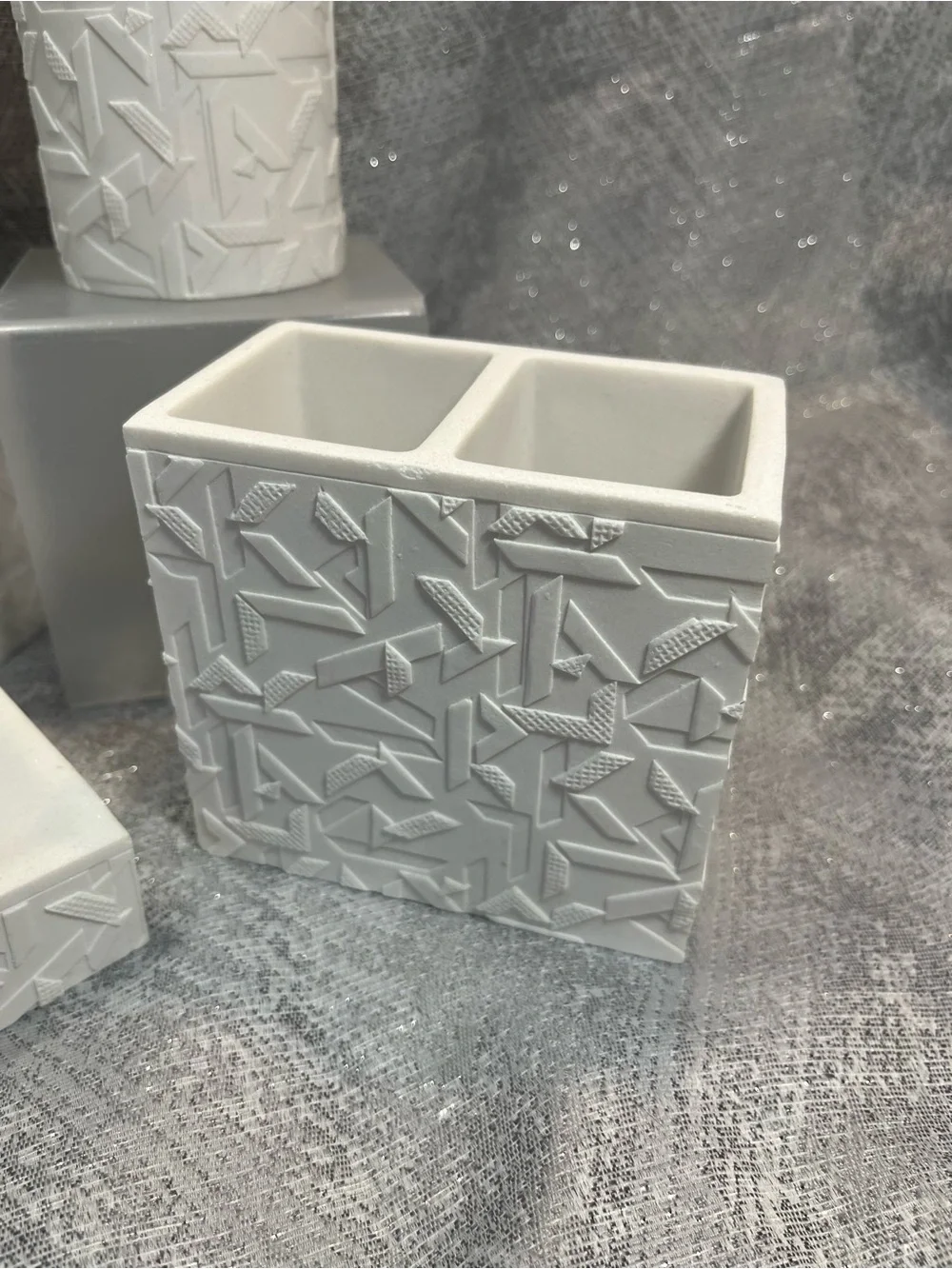 Karl Lagerfeld White Textured Bath Vanity Set